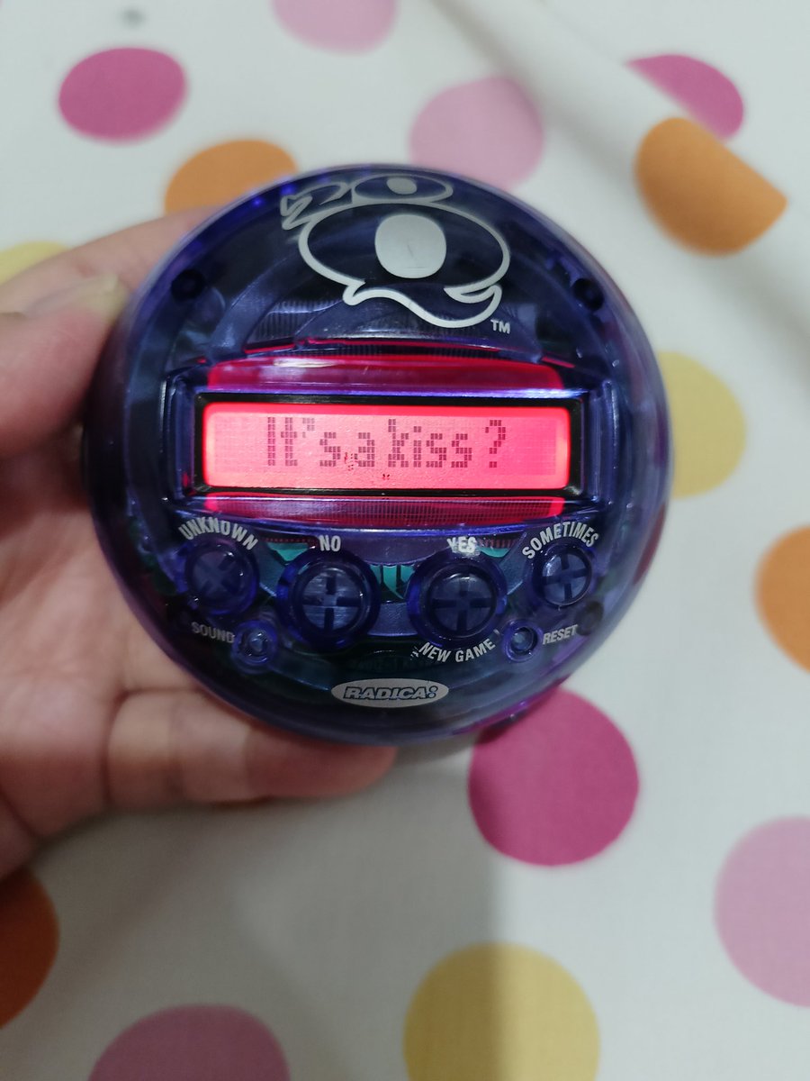 gloomtobloom's tweet image. Oh, come on!! Ain't no way it actually guessed it right! 🤯

#radica #20q