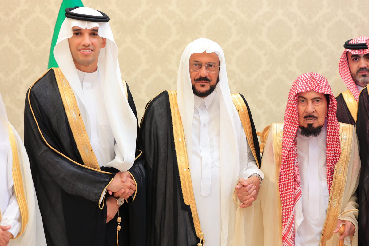 مشعل بن سعود آل رشود tweet media