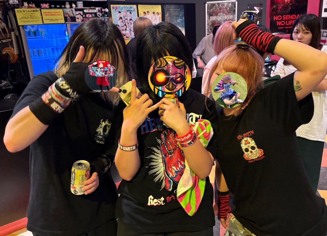 仙台Rensa
WELCOME TO
 CAFFEINE BOMBTOUR FINAL

あーバケモン楽しかった。。。
明日がファイトバック通し！！
誰がいんの？？