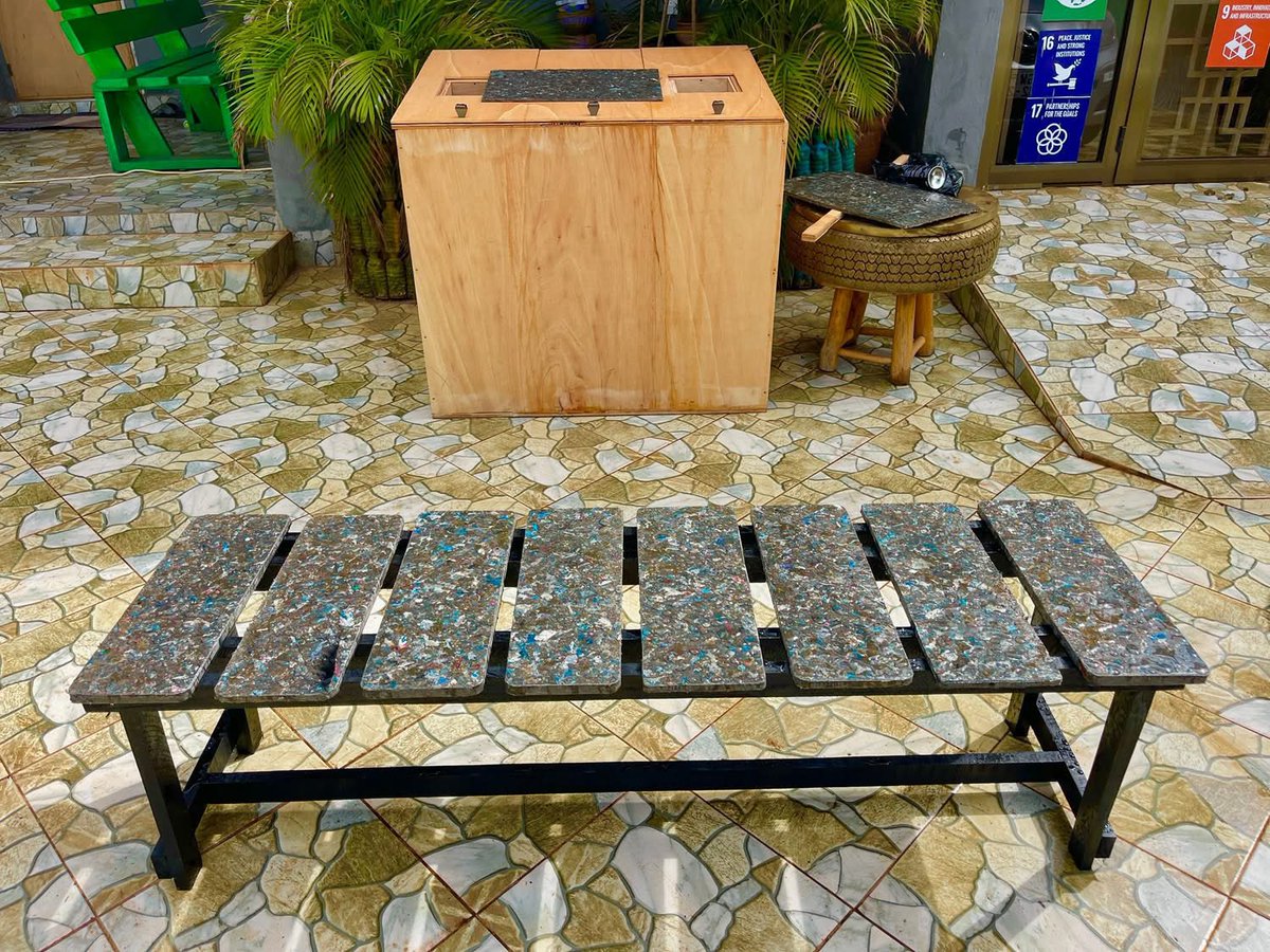 MacJordaN's tweet image. This pure water sachet waste bench goes for just GHS750. Order now &amp;amp; get it next week.

@MckingtorchAfri team don’t just talk sustainability— they build it. One bench at a time. Call: 024 354 8478
#BeatPlasticPollution #CircularEconomy #SustainableLiving #Recycling