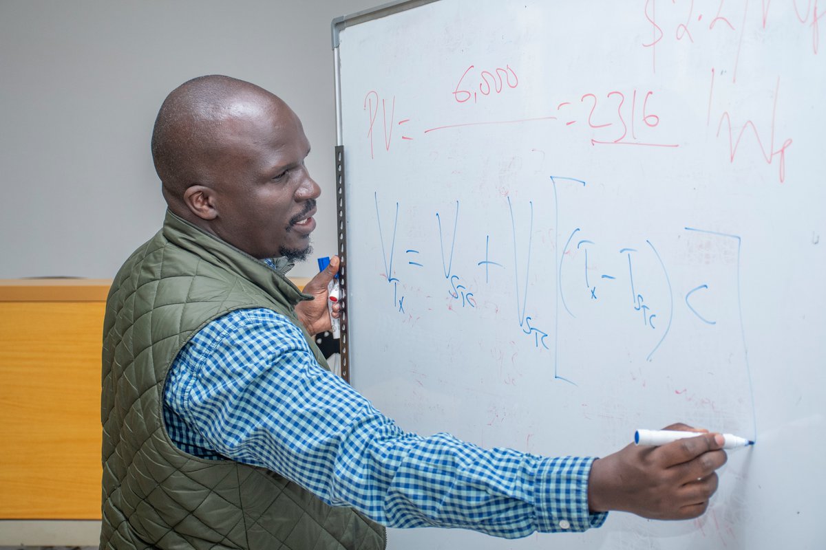 su_serc's tweet image. Early this month, we wrapped up our T1 &amp;amp; T2 Solar PV training for cohort two—helping build the skills and confidence needed to power a cleaner future. 💪⚡@StrathU @SBSKenya 

#PersonalizedAttention #SkillsThatMatter #FutureReady #SustainableFuture