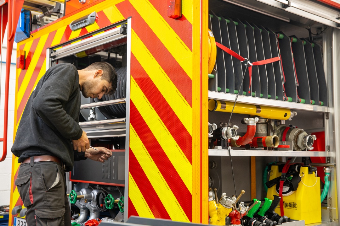 En #Flomeyca, la relación con cada #cliente continua después de la entrega. Un sistema #postventa bien estructurado que permite resolver incidencias con rapidez, precisión y cercanía.