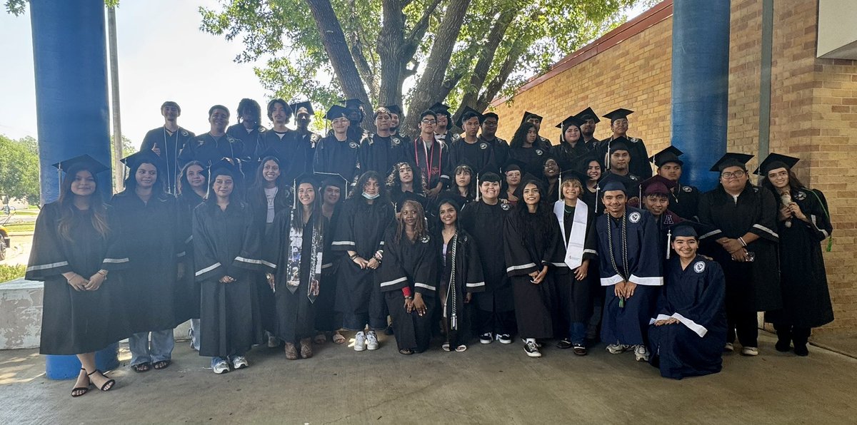 Martin Middle School (@mmseagles) on Twitter photo From <a href="/MMSEagles/">Martin Middle School</a> to <a href="/EastsideECHS/">Eastside ECHS</a> Class of 2025 Panthers. Congratulations to these former Martin Middle School students. #PawsUp #GoEaglesGo From <a href="/MMSEagles/">Martin Middle School</a> to <a href="/EastsideECHS/">Eastside ECHS</a> Class of 2025 Panthers. Congratulations to these former Martin Middle School students. #PawsUp #GoEaglesGo