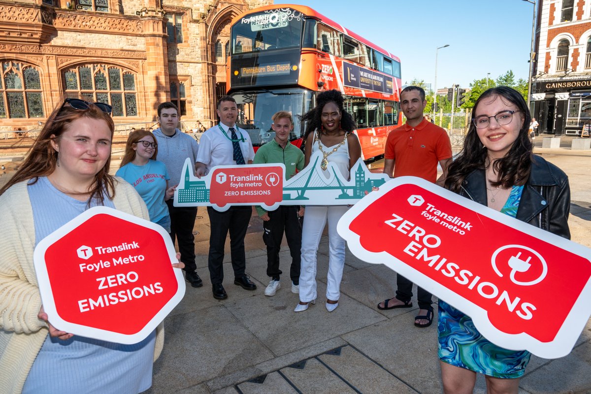 Translink_NI's tweet photo. We were delighted to support the @mayordcsdc @dcsdcouncil 'Our Guildhall, Our Space' event, engaging with young people around sustainable and active travel through public transport. Young attendees also had the chance to enter our #BrandaBus competition.

https://t.co/dDZHalf5oa https://t.co/EWkJyjS7bD