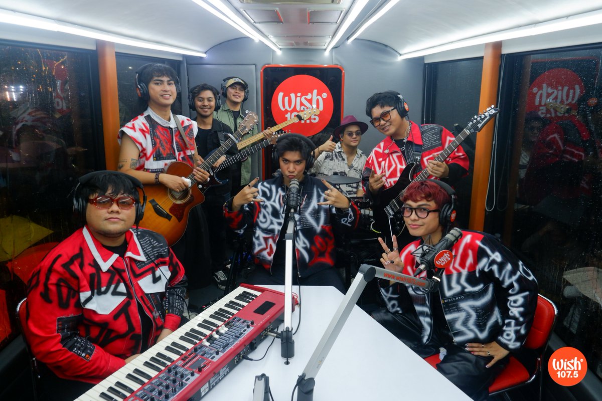 Wish FM 107.5 (@wish1075) on Twitter photo On their awaited Wish Bus comeback guesting, OPM band <a href="/cupofjoemusic/">Cup of Joe</a> treated Wishers and Joewahs with their performances of "Bagyo" and "Misteryoso."
The Baguio City-hailing band capped off the night with their latest hit, "Multo." On their awaited Wish Bus comeback guesting, OPM band <a href="/cupofjoemusic/">Cup of Joe</a> treated Wishers and Joewahs with their performances of "Bagyo" and "Misteryoso."
The Baguio City-hailing band capped off the night with their latest hit, "Multo."