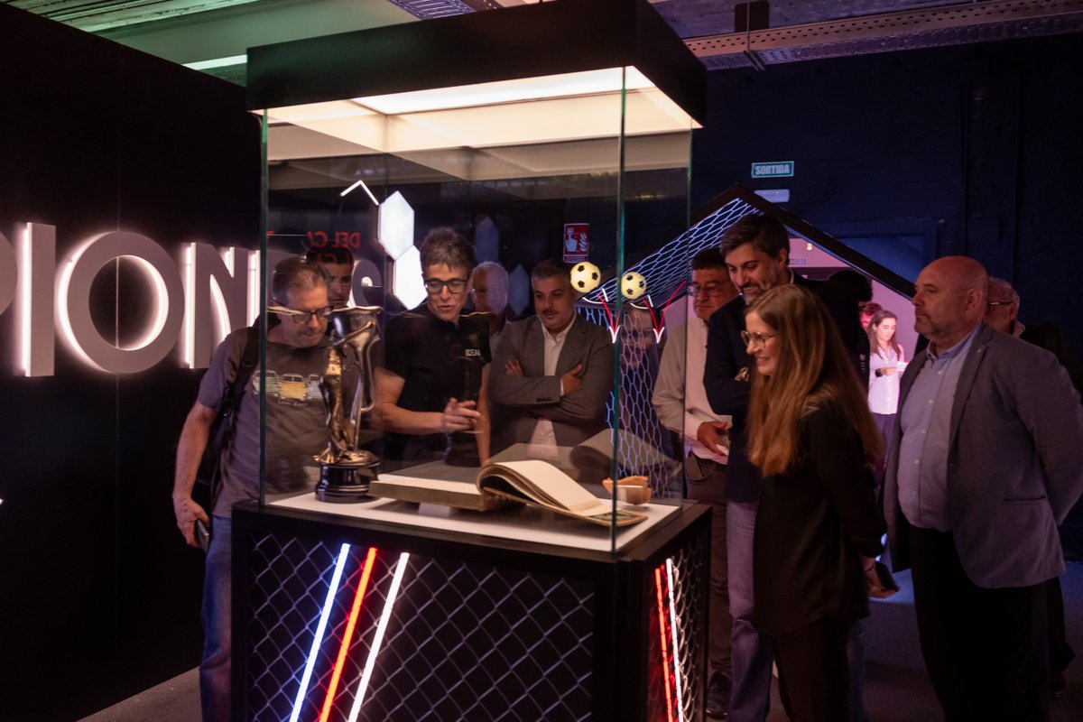 #PIONERS125 ja és una realitat i la podreu gaudir només durant dos mesos a IDEAL.

125 anys d’història del futbol català, convertits en una experiència immersiva brutal plena d'emoció, passió i molt d’orgull ⚽️
 
Entrades disponibles a la nostra web o al link de la bio.