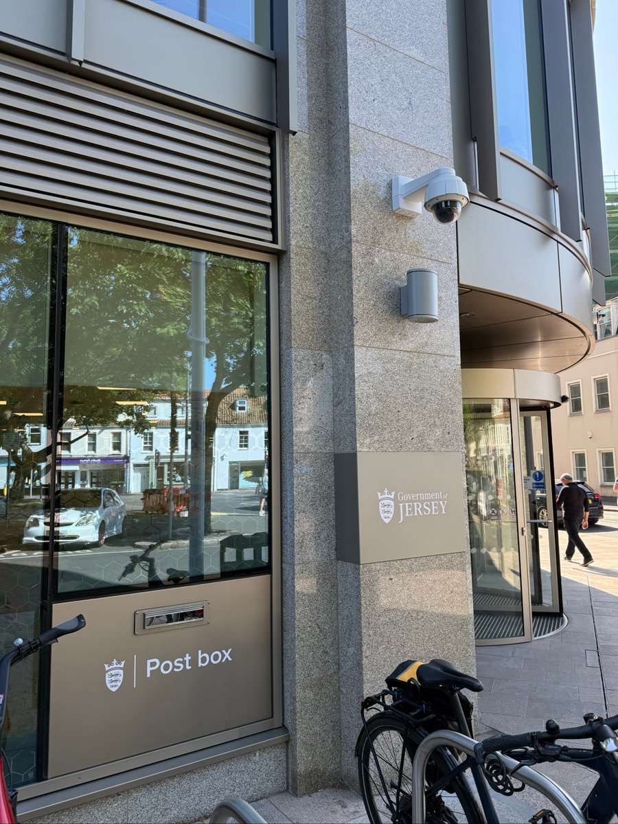 Are you filing your tax return by paper?

❗️With the tax paper deadline falling on Sat 31 May, the Union St building will be closed. There is a post box outside where customers can drop documents.

Please be reminded Broad St and La Motte St drop-off points are no longer in use.