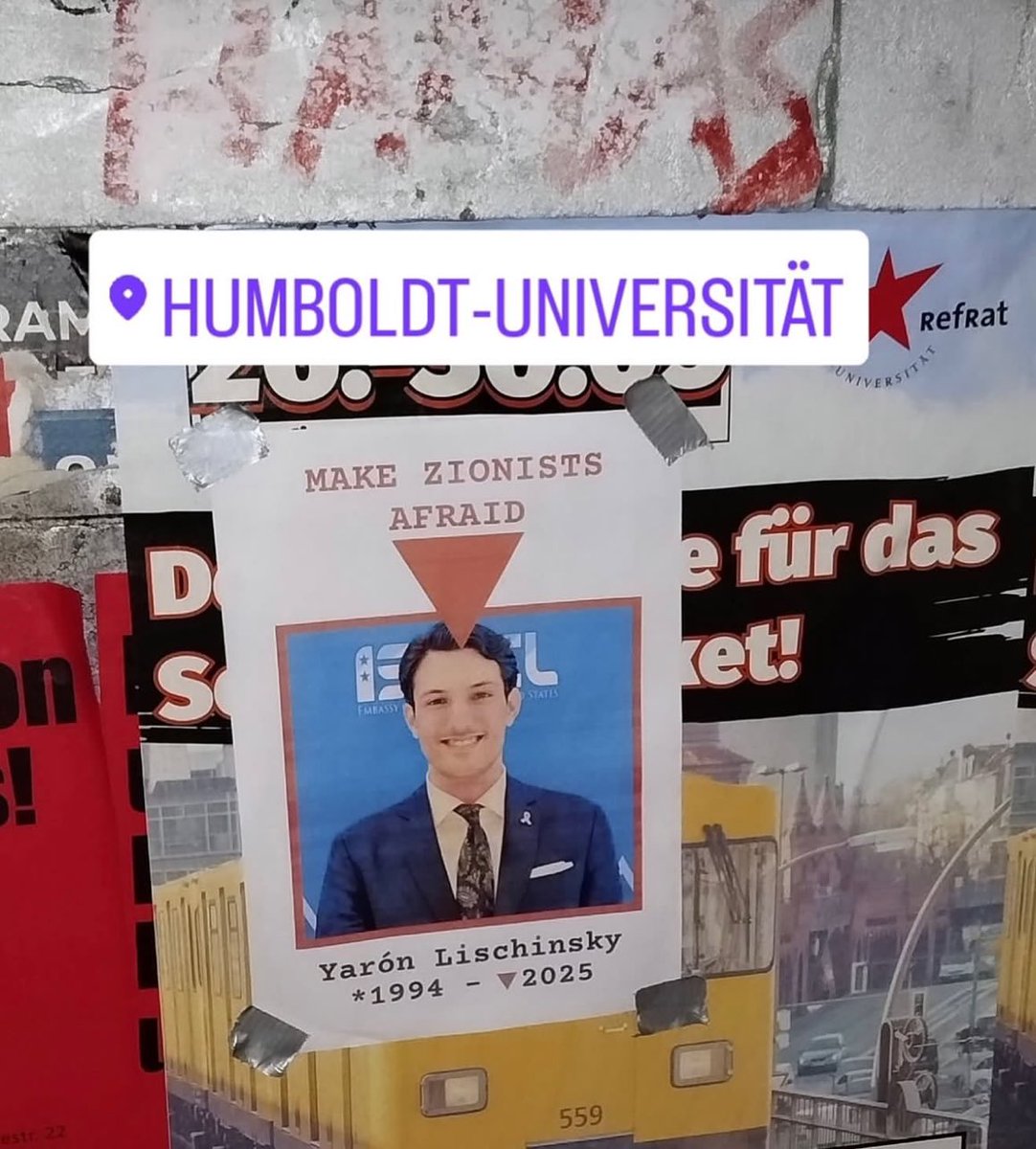 Heute an der Humboldt Universität Berlin.

Zur Erinnerung: Keiner der Studenten, die vor wenigen Wochen einen Hörsaal zerstört haben (Schaden: über 100.000€) wird exmatrikuliert, weil keine Satzung dafür geschrieben worden ist.