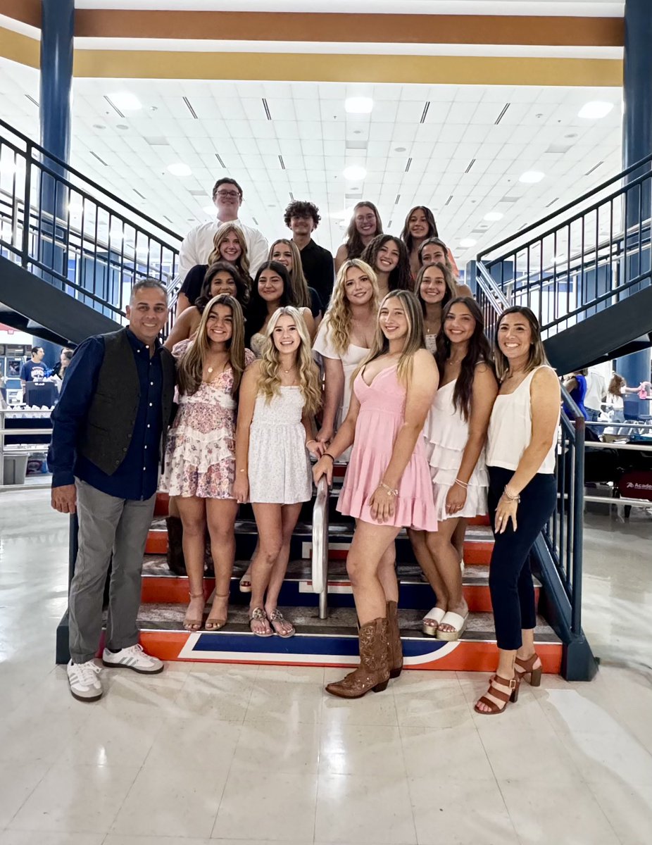 Brandeis Softball (@brandeissb) on Twitter photo 2024-2025 Brandeis Varsity Softball!🥎💙🧡 #AwardsCeremony #HustleHitNeverQuit <a href="/BroncosBrandeis/">Brandeis Broncos Athletic Booster Club</a> <a href="/NISDBrandeis/">Brandeis High School</a> 2024-2025 Brandeis Varsity Softball!🥎💙🧡 #AwardsCeremony #HustleHitNeverQuit <a href="/BroncosBrandeis/">Brandeis Broncos Athletic Booster Club</a> <a href="/NISDBrandeis/">Brandeis High School</a>