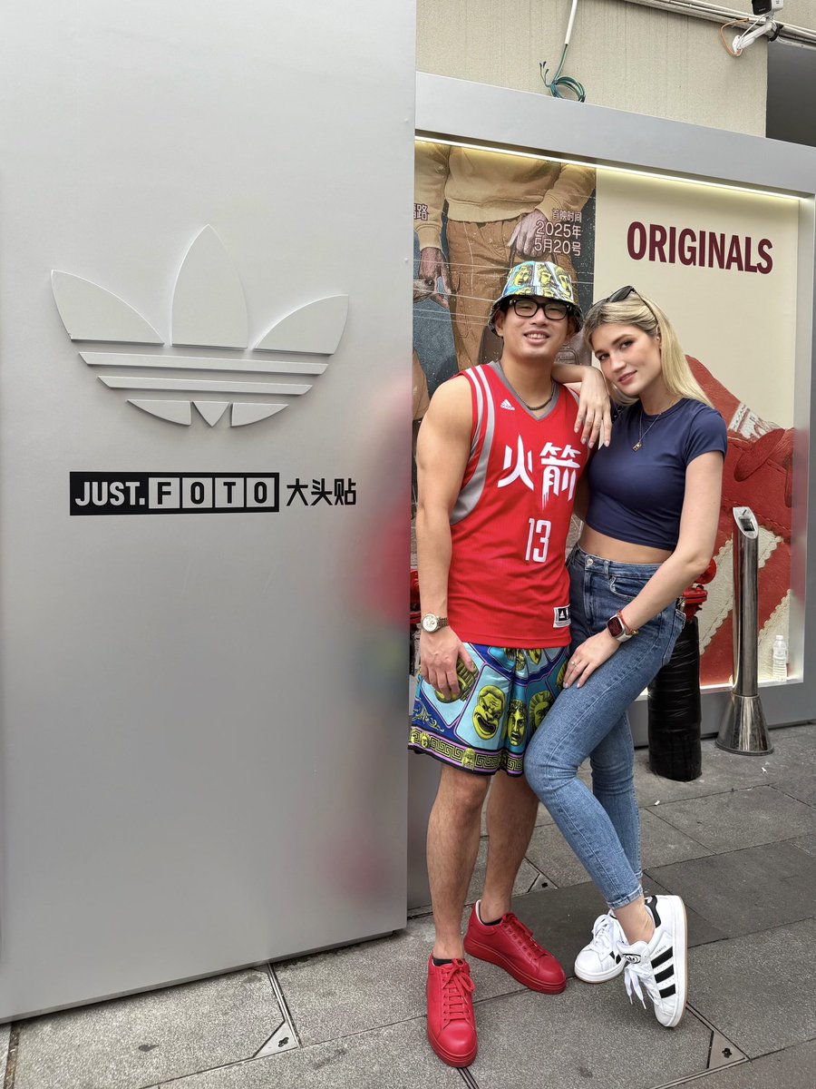 Leovsky52's tweet photo. Thanks @adidasoriginals for the invitation🤩 My wife taught me I have to squat for pose when I’m in adidas😎 😂 
The tracksuits are not in stock tho😭which I really need now 🔥 🔥 🔥 
#shanghai #ootd #adidas #adidasoriginal #adidasshanghai #style #streetstyle #fashion #menswear https://t.co/OddbaFgvrb