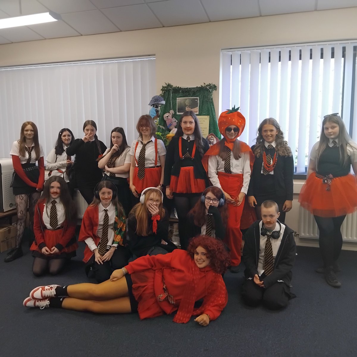 Librarians tweet media