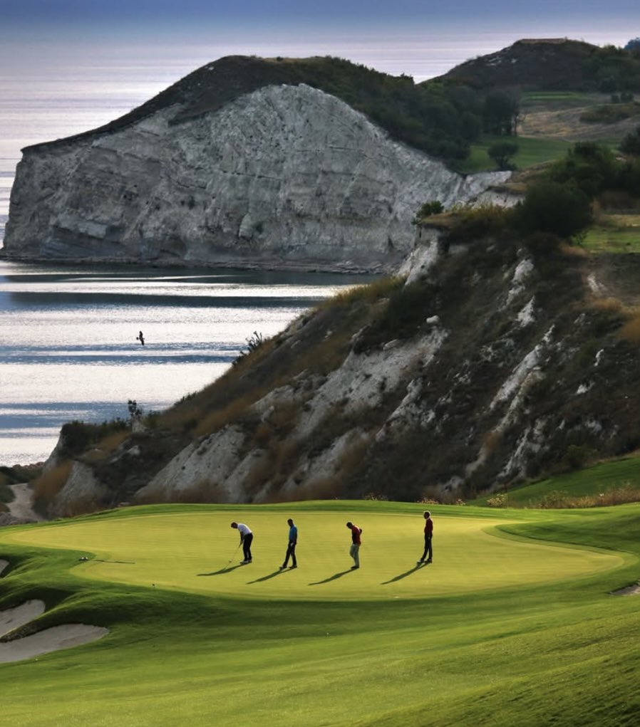 PlayerDesign's tweet image. Thracian Cliffs overlooking the Black Sea of Bulgaria 🇧🇬