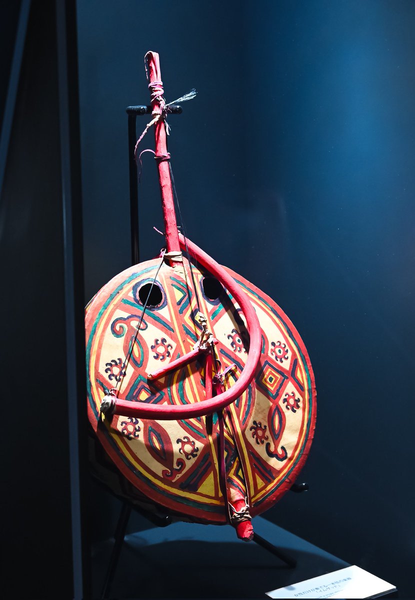 アルジェリアパビリオン🇩🇿 女性だけが奏でる一本弦のイムザッド