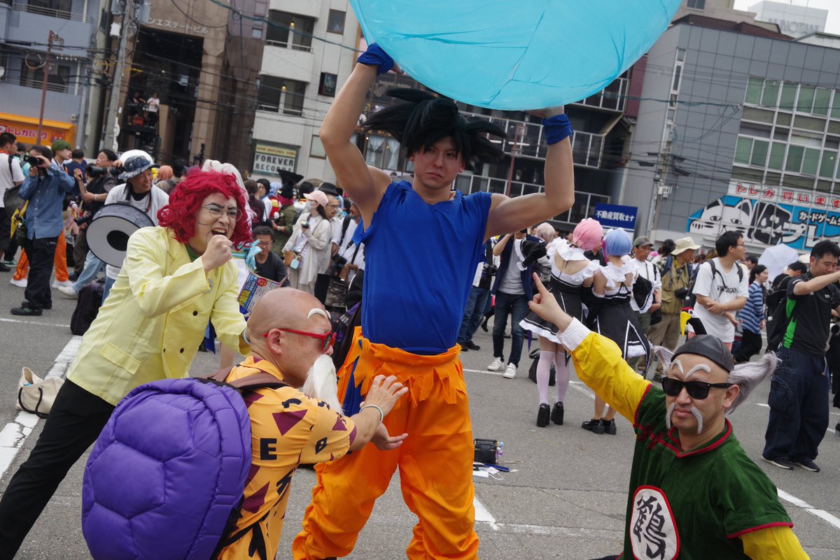 Ink_lemyu2's tweet photo. #ストフェス2024
#日本橋ストリートフェスタ

上の動画、実はもう一回並び直してリテイクしたものなんですよね。出だしが途切れていたのがやっぱ気になったのですが、レイヤー目線しつこかったですね。ご迷惑おかけしました。そしてそんな中でも撮影させていただきありがとうございました。 https://t.co/atYFEeatUt