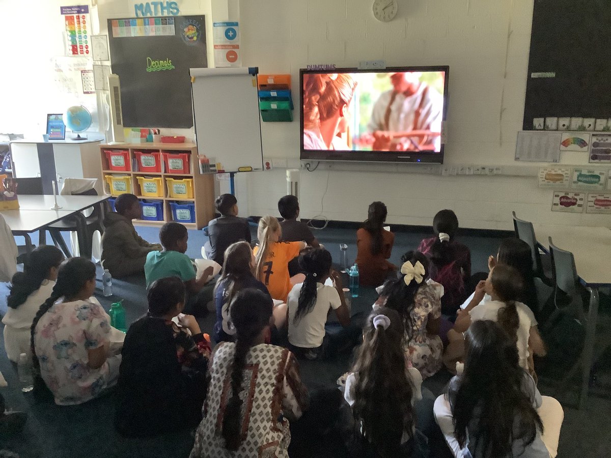 5Y are enjoying their attendance treat and watching Holes after reading the book for our English unit this half term 😁