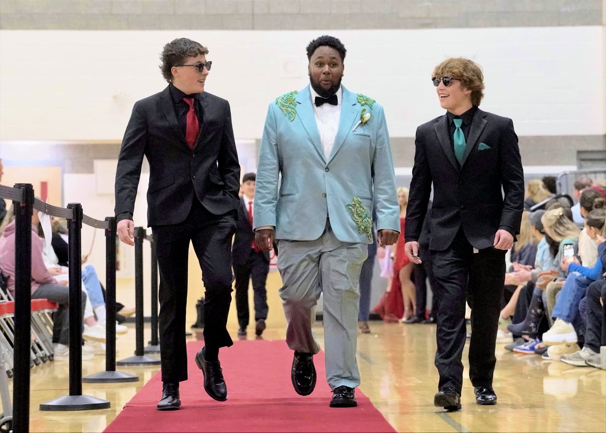 AndyIlles_Photog (@andyillesphotog) on Twitter photo Silver Lake prom 2025 red carpet! Torrential rain and wind didnāt stop these young men and women from having a phenomenal evening!!
dropbox.com/scl/fo/v2if51mā¦
<a href="/LakersBaseball9/">Silver Lake Baseball</a> <a href="/SL_Boys_Lax/">SL Boys Lax</a> <a href="/SLakeathletics/">SL Athletics</a> <a href="/LakersIceHockey/">Silver Lake Hockey</a> <a href="/SLakeFootball/">Silver Lake Football</a> Silver Lake prom 2025 red carpet! Torrential rain and wind didnāt stop these young men and women from having a phenomenal evening!!
dropbox.com/scl/fo/v2if51mā¦
<a href="/LakersBaseball9/">Silver Lake Baseball</a> <a href="/SL_Boys_Lax/">SL Boys Lax</a> <a href="/SLakeathletics/">SL Athletics</a> <a href="/LakersIceHockey/">Silver Lake Hockey</a> <a href="/SLakeFootball/">Silver Lake Football</a>