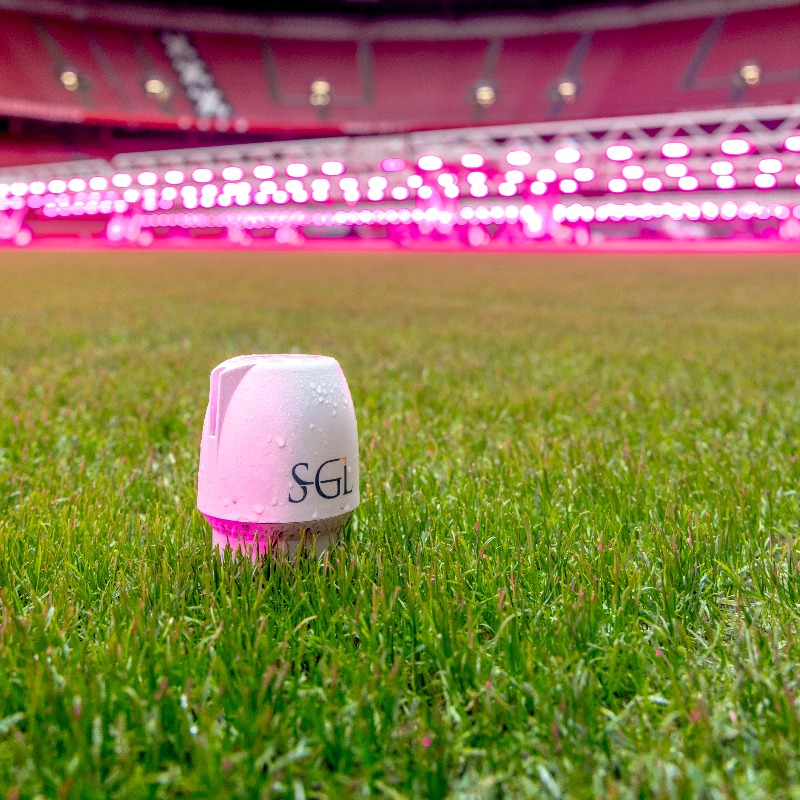 SGLsystem's tweet photo. Maximise lighting efficiency 💡
TurfPod and TurfBase are indispensable if you want to use grow lighting optimally. Analyse your microclimate and use this data to operate your grow lights as efficiently as possible.
#KnowingIsGrowing