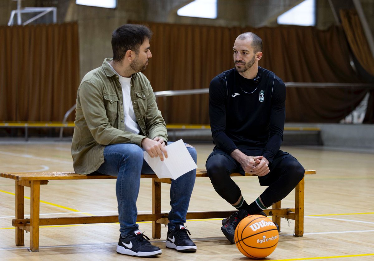 👏 Gràcies pel teu temps, <a href="/PauRibas/">Pau Ribas ©️</a> i enhorabona per una carrera increíble plena d'èxits.

También al dpto de comunicación de la <a href="/Penya1930/">Club Joventut Badalona</a> por todas las facilidades una vez más

Con las fotos de Javi Ferrándiz y el vídeo de <a href="/joanlfdez/">Joan León</a>