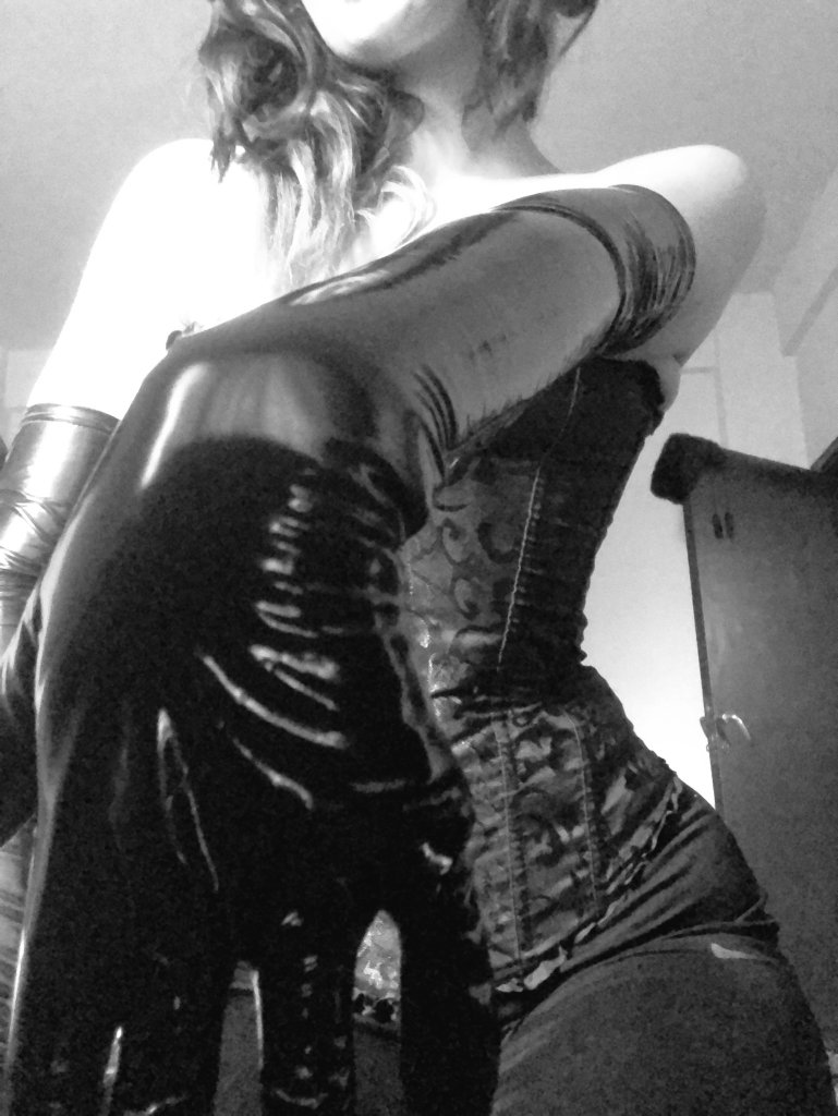 Goddess Kendra 🔥 tweet media