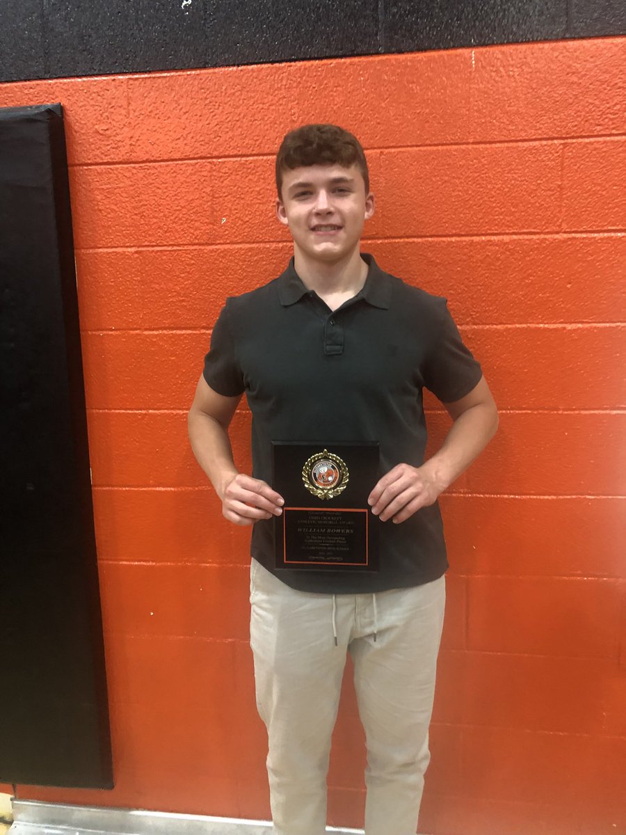 William Bowers (@williambowers25) on Twitter photo So very Honored and Thankful to be named the Most Outstanding Sophomore Football Player for the 2024 Season and receive the Chris Crockett Award at Elizabethton High School. Thankful for my Coach <a href="/ShawnWitten3/">Shawn Witten</a> for pushing me and Dr. Justin Smith for taking care of me through the So very Honored and Thankful to be named the Most Outstanding Sophomore Football Player for the 2024 Season and receive the Chris Crockett Award at Elizabethton High School. Thankful for my Coach <a href="/ShawnWitten3/">Shawn Witten</a> for pushing me and Dr. Justin Smith for taking care of me through the