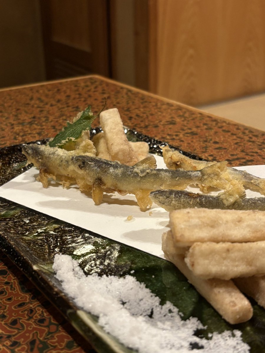 toshiboy86's tweet image. 浅草6丁目にある、「きさんじ」
料金設定高めですが、どの料理も本当に美味しくおすすめです。
もともと馬道に店あったんですが、独立したそうで、大将若くて感じも良くて好印象です。