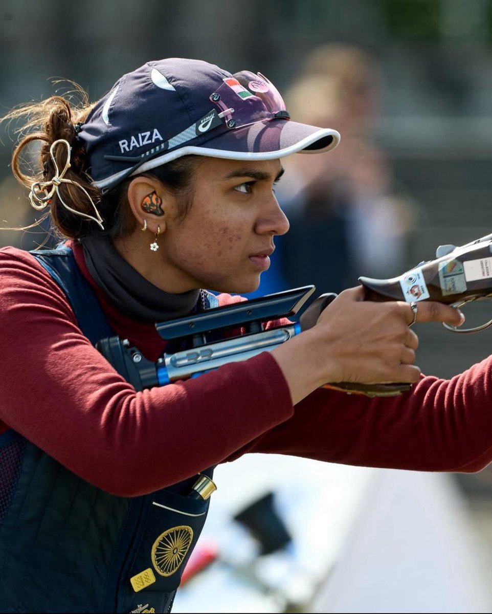 ChairmanIOCL's tweet photo. A proud moment for the #IndianOil family as #Acer Raiza Dhillon brings home the Silver at the ISSF Junior World Cup (Shotgun) in Germany.

Daughter of our RO dealer from Haryana, Raiza’s journey reflects the spirit of perseverance and pursuit of excellence that defines IndianOil. Wishing her continued success as she aims higher on the global stage.

#EnergyOfIndia 
#FuellingDreams 
#ISSFJuniorWorldCup

@HardeepSPuri @PetroleumMin @IndianOilcl @sahneyas