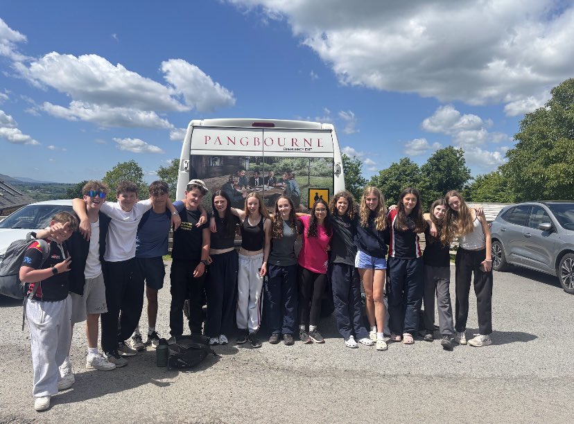 PangbourneColl's tweet photo. Good luck to our brilliant rowers competing at the National Schools Regatta over this weekend!🚣

#PangCollRowing #PangCollSuccess #TeamPangbourne https://t.co/mwyiGnnG1h