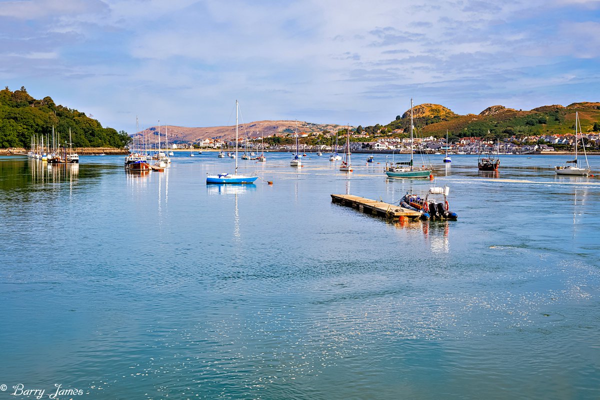 ValleyBoy (@bjroberts) on Twitter photo This morning's relaxing downriver view to Deganwy and Bodlondeb on the calm Afon Conwy and Estuary, from Conwy Cob. <a href="/Ruth_ITV/">Ruth_TV</a> <a href="/WalesCoastPath/">Llwybr Arfordir Cymru / Wales Coast Path</a> <a href="/ItsYourWales/">It's Your Wales</a> <a href="/NWalesSocial/">#NorthWalesSocial ⬆️🏴🤝</a> <a href="/northwaleslive/">North Wales Live</a> <a href="/northwalescom/">NorthWales.com</a> <a href="/AllThingsCymru/">All Things Welsh 🏴</a> #Medieval #Conwy #DownriverView #Estuary #ConwyCob #May #Wales This morning's relaxing downriver view to Deganwy and Bodlondeb on the calm Afon Conwy and Estuary, from Conwy Cob. <a href="/Ruth_ITV/">Ruth_TV</a> <a href="/WalesCoastPath/">Llwybr Arfordir Cymru / Wales Coast Path</a> <a href="/ItsYourWales/">It's Your Wales</a> <a href="/NWalesSocial/">#NorthWalesSocial ⬆️🏴🤝</a> <a href="/northwaleslive/">North Wales Live</a> <a href="/northwalescom/">NorthWales.com</a> <a href="/AllThingsCymru/">All Things Welsh 🏴</a> #Medieval #Conwy #DownriverView #Estuary #ConwyCob #May #Wales