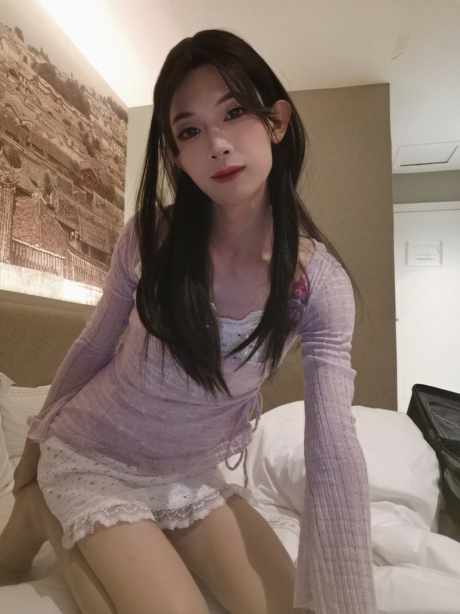 周末了，约起来了喂
#伪娘 #深圳伪娘 #CDTS #女装大佬 #可爱的男孩子