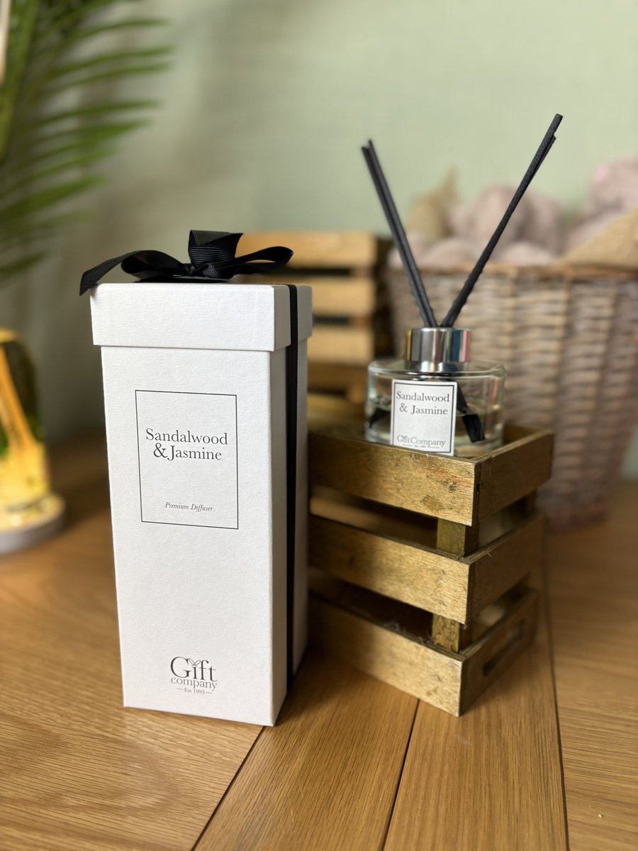 Gift Company tweet media