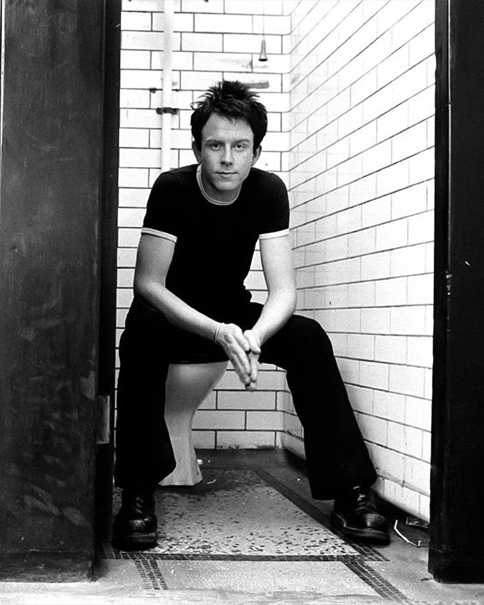 Happy birthday to the one and only Simon Gilbert.

- SuedeHQ