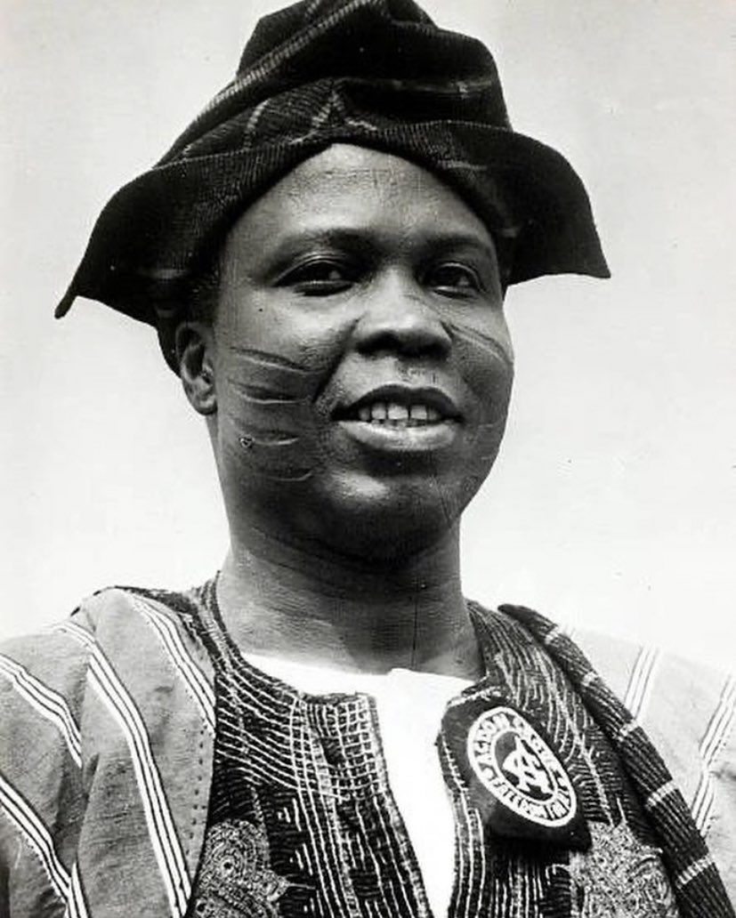 Inside_Ogbomoso's tweet image. Our Icon today:

Samuel Ládòkè Akíntọ́lá was born 6 July 1910.
He was a Nigerian politician,aristocrat, orator and lawyer.He served as Oloye Aare Ona Kakanfo XIII of Yorubaland and served as premier of Western Nigeria from independence in 1960 until his assassination in 1966.
🧵