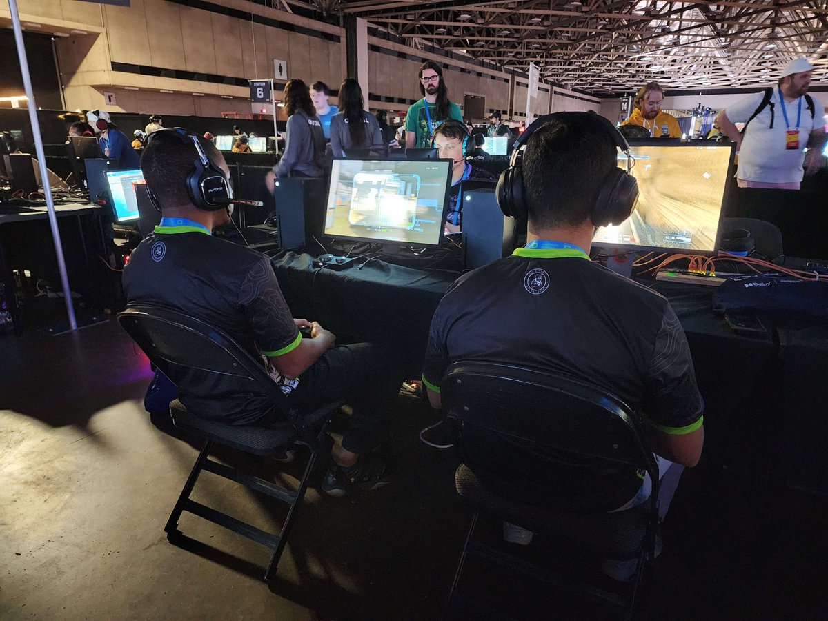 Halo Club At USF tweet media