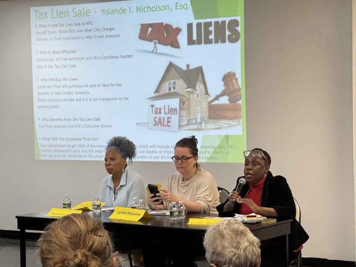 MTOPP4BK's tweet photo. TOWN HALL Report 📣
Over 150 people braved the rain 🌧️ 
6 speakers 
Q&amp;A
Topics: 
How did we get here?
History of land theft &amp; slavery
Dangers of Leins
Dirty Money 
“Open Streets” &amp; Havoc 
Primary Voting Importance
Truth about Rezoning
MTOPP FLAC activism
Future✨
Video Soon https://t.co/jqH9LYrGPO