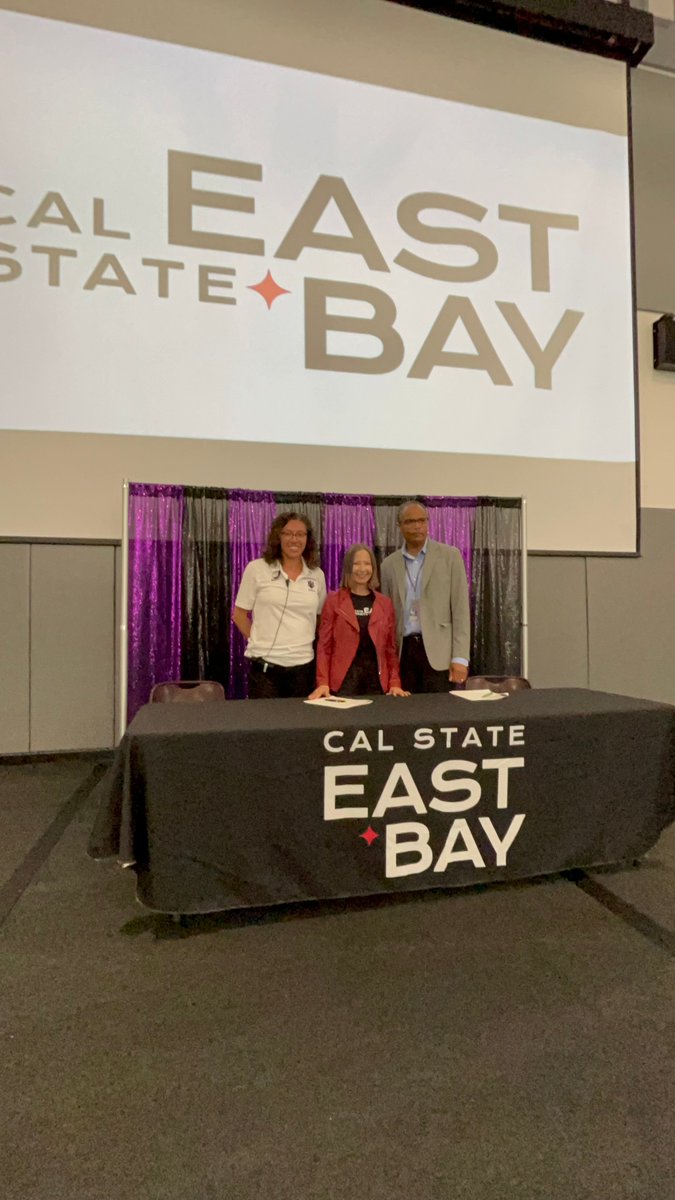 Yesterday, East Bay expanded our Guaranteed Admissions Program with <a href="/leadps/">Leadership Public Schools (LPS)</a>! 
Thank you, Leadership Public Schools, for having me (and of course, Perry), and we look forward to seeing proud LPS alumni at East Bay! Go Royals! 💜🤍❤️🖤