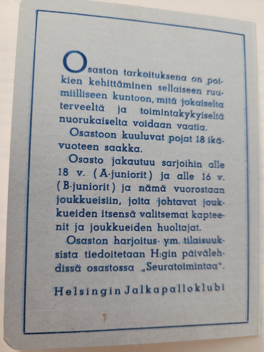 Olisikohan tässä HJK akatemia toiminnan alku. Päivämäärä on vielä etsinässä.  Kuva HJK muistojen digitointitiimi