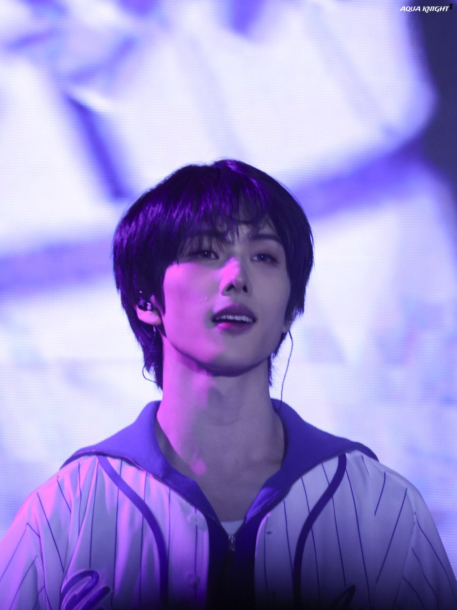 who’s this beautiful girl?