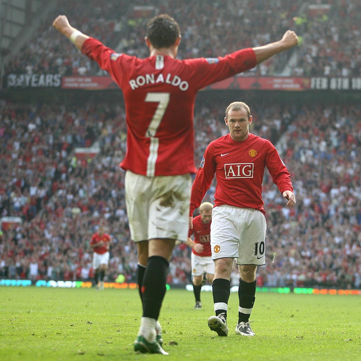 🚨🚨🚨No Manchester United fan should have less than 1k followers. 

Drop your handles and follow anyone that likes your comment. 

Repost 🔁
Follow me ❤️

Let's connect ❤️