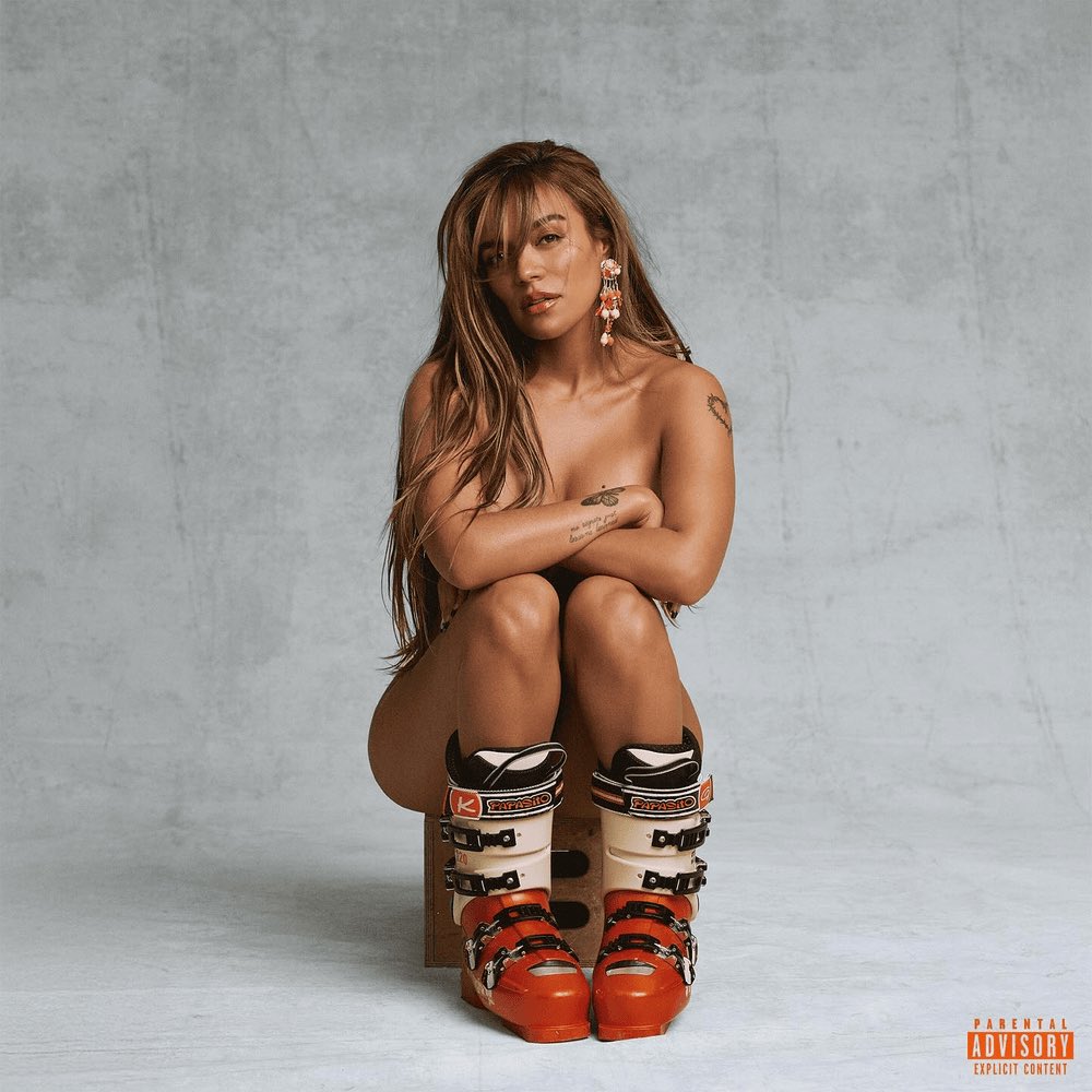 PopCrave's tweet image. Karol G's new single “LATINA FOREVA” samples ‘Euphoria’ star Alexa Demie saying “why does everybody ask me if I'm Latina, isn't it obvious?”