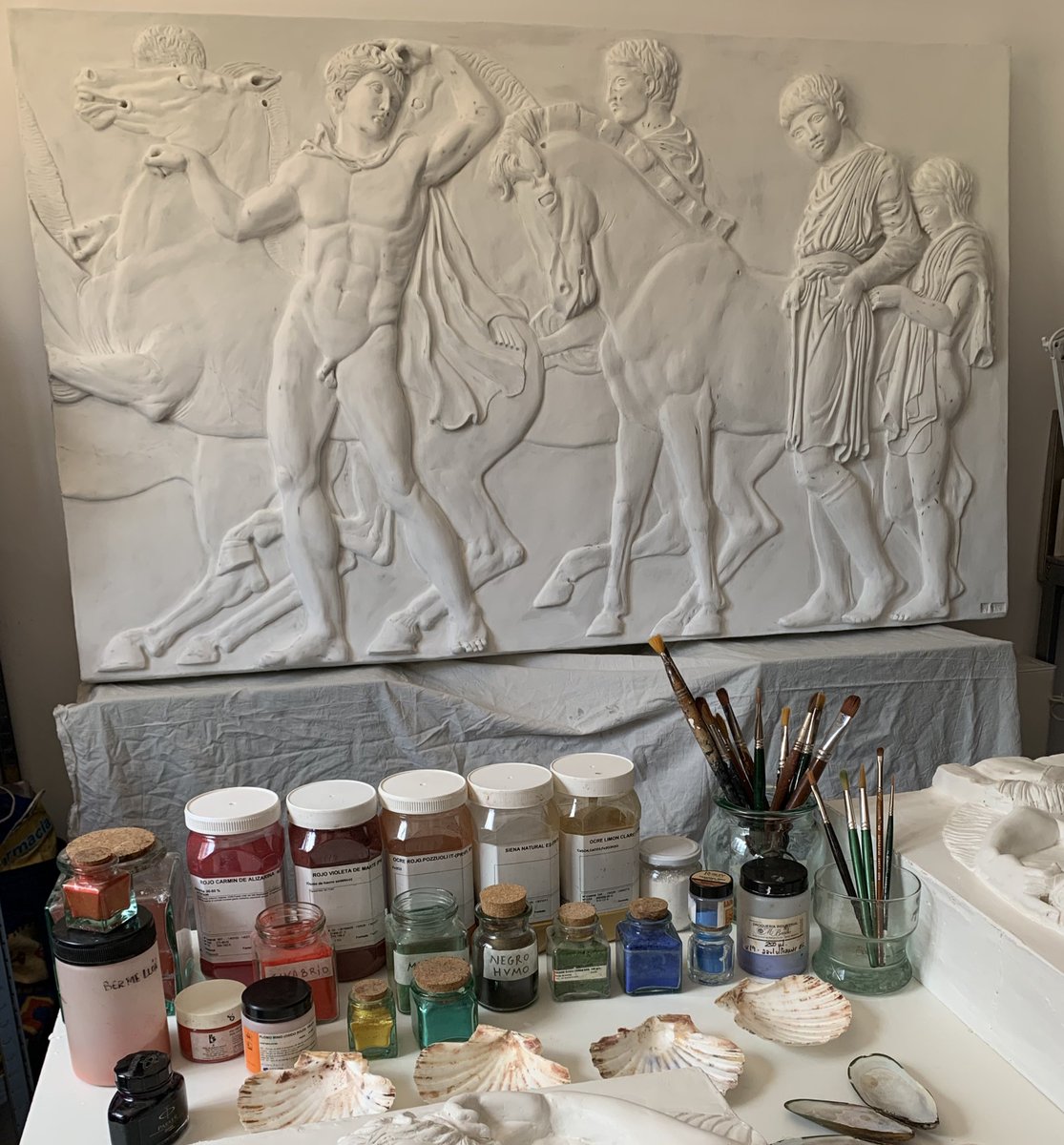 Ya estamos por #Tarragona para participar en el <a href="/Tarraco_Viva/">Tarraco Viva</a> 
El sábado a las 12:00 y las 17:00 
Hablaremos de los mármoles ¿blancos? del Partenón, y daremos una exclusiva sobre la nueva propuesta que tenemos entre manos sobre la policromía en la Atenas del siglo V a.C.