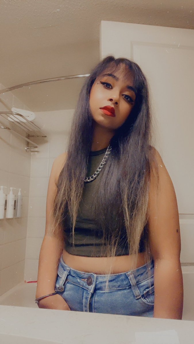 The bangs are bangin :) 

Come find me at dreamhack for a keychain👀