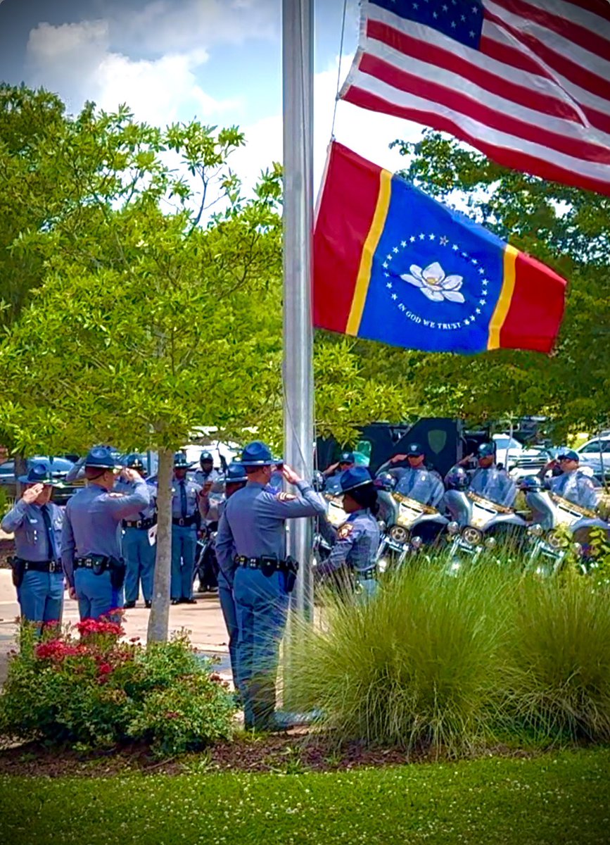 MSHwyPatrol's tweet photo. Congratulations to the graduating Troopers of Cadet Class 69.  Go forth, be community leaders, and serve your state well.  Welcome to the MHP family!
#VirtuteEtArmis
#CourtesyServiceSafety https://t.co/piM2oxpNJl