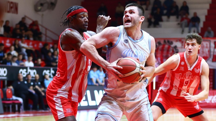 🩵 Análisis del Top 4 | <a href="/OberaTenisClub/">Oberá Tenis Club</a>, el orgullo misionero que se metió entre los mejores de La Liga

🔎 El Celeste cerró una fase regular memorable: terminó segundo en la tabla y se metió por primera vez directo en cuartos de final.

📈 Con nueve victorias consecutivas en el