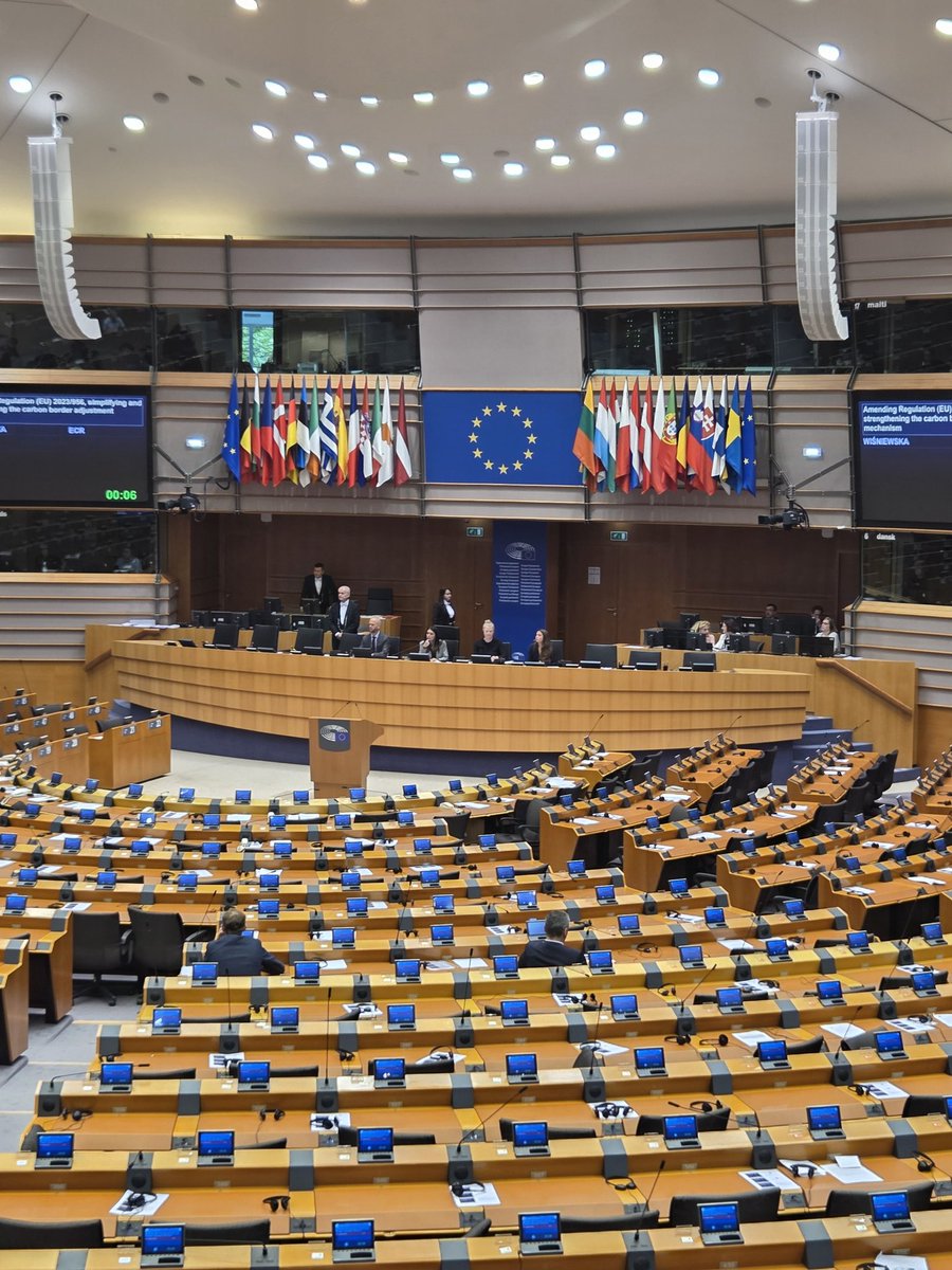 🇪🇺 Séminaire de l'AJEF à Bruxelles ces 2 derniers jours.

✨️ Echanges sur les enjeux géopolitiques, le commerce extérieur, la politique régionale, les politiques de jeunesse... avec, en fil rouge, la transcription des politiques européennes à l'échelle des communes.

#AJEF