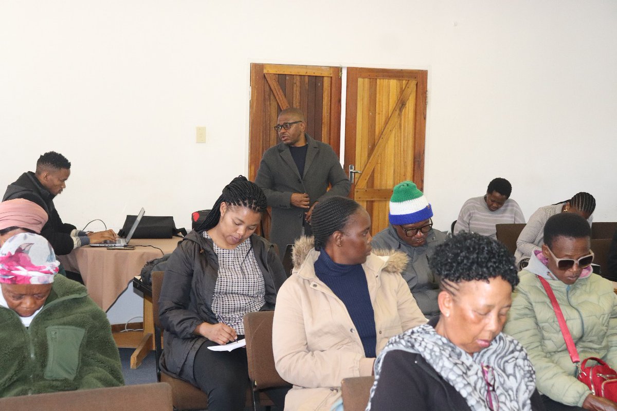 Maseru, MISA Lesotho joined MPs &amp; civil society at TRC Hall to launch the Public Participation Bill, 2020! This game-changer mandates public hearings, consultations &amp; feedback loops so Basotho shape the laws that shape them. Only 31% feel heard.. 

🔗 lesotho.misa.org/2025/05/23/les…