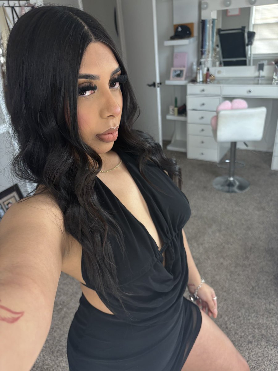 Aaliyahh ✰ tweet media
