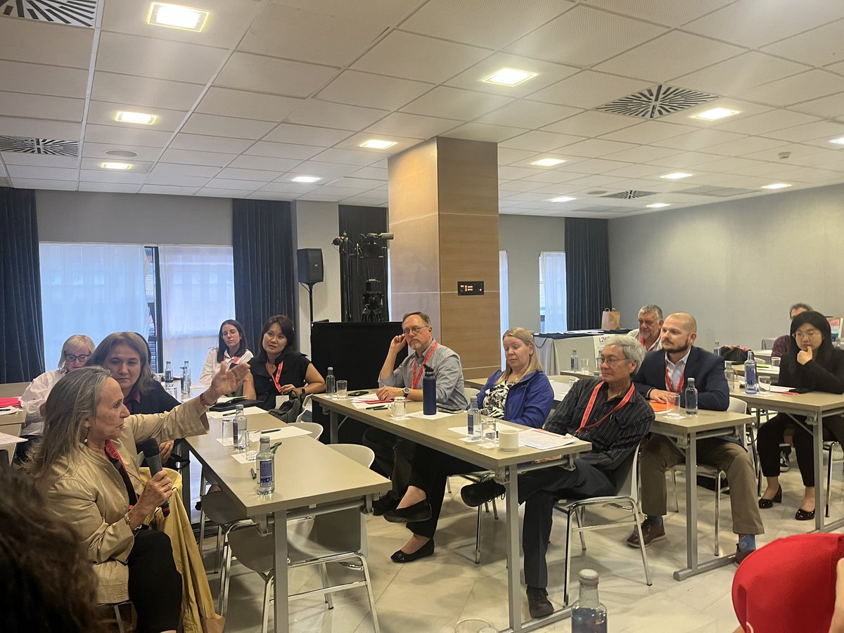 L2 Writing Research Seminar tweet media