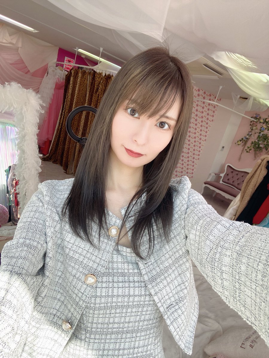 小山 澪♡ (@koyama__rei) / X 