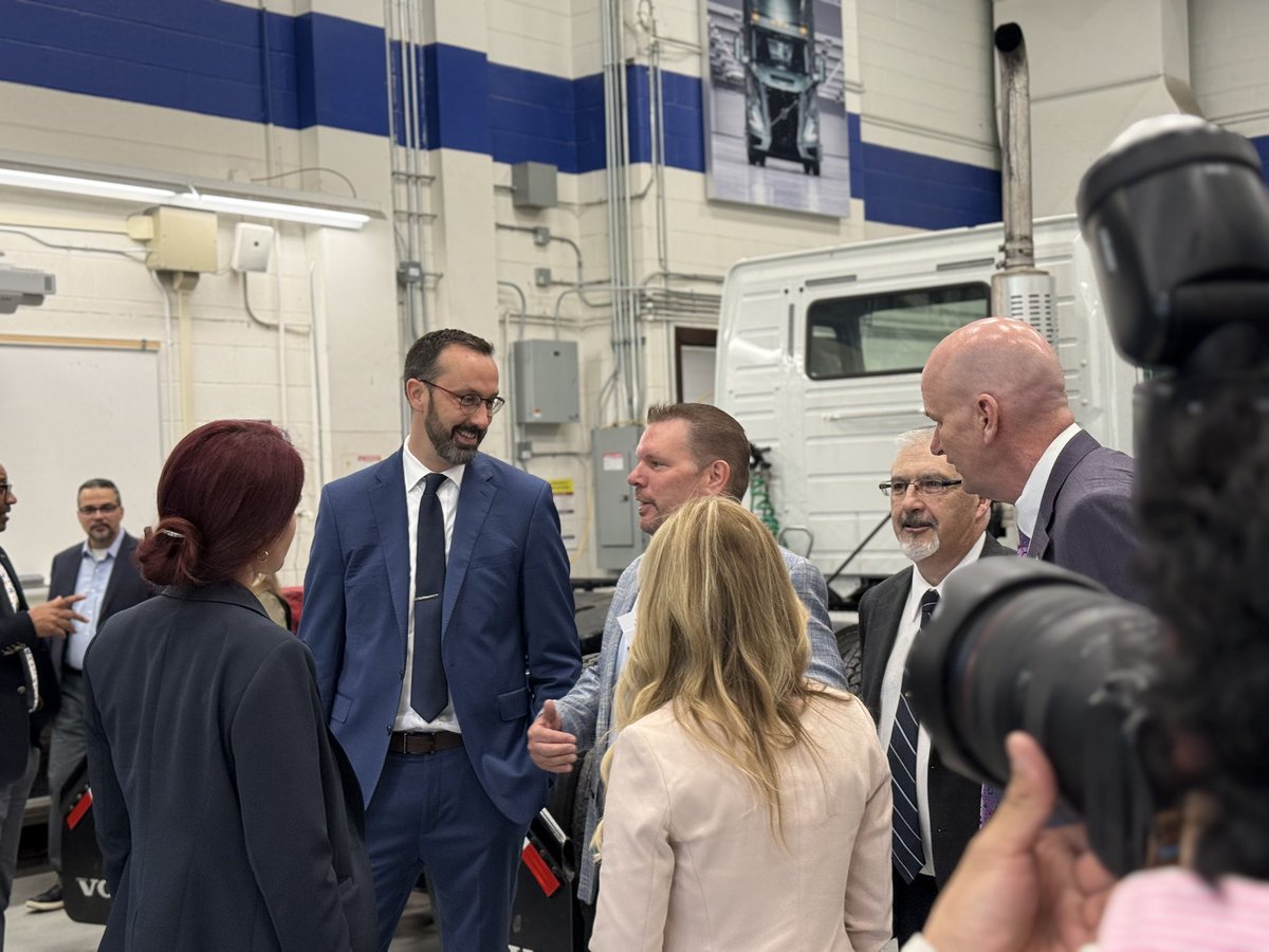 Nolan Quinn (@nolanmquinn) on Twitter photo Had a great visit to <a href="/CentennialEDU/">Centennial College</a>’s Ashtonbee Campus last week alongside PA Dixon to tour one of Canada’s largest automotive training centres.
Our government is proud to support Ontario’s world-class colleges as they prepare the next generation of skilled workers with hands-on Had a great visit to <a href="/CentennialEDU/">Centennial College</a>’s Ashtonbee Campus last week alongside PA Dixon to tour one of Canada’s largest automotive training centres.
Our government is proud to support Ontario’s world-class colleges as they prepare the next generation of skilled workers with hands-on