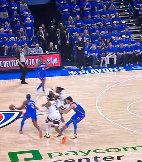 𝙠𝙝𝙞 tweet media